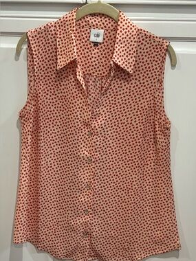 cabi Red floral Print Sleeveless Button-Down Top. Small.